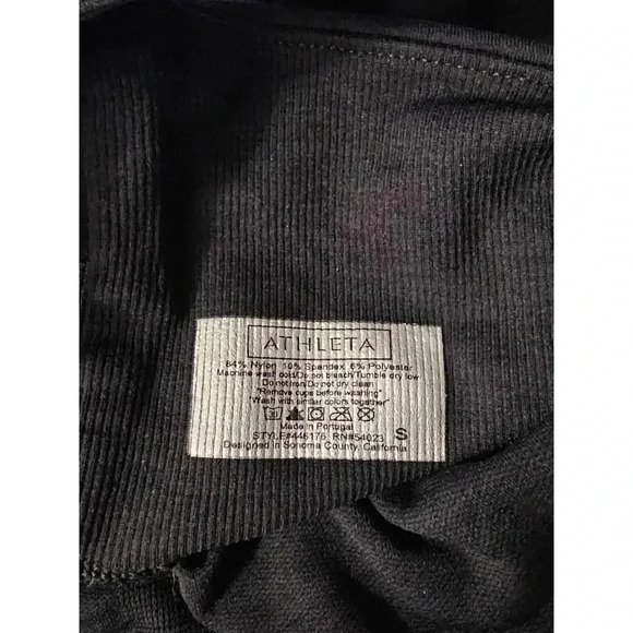 Athleta Black Sleeveless Workout Top - Picture 6 of 6